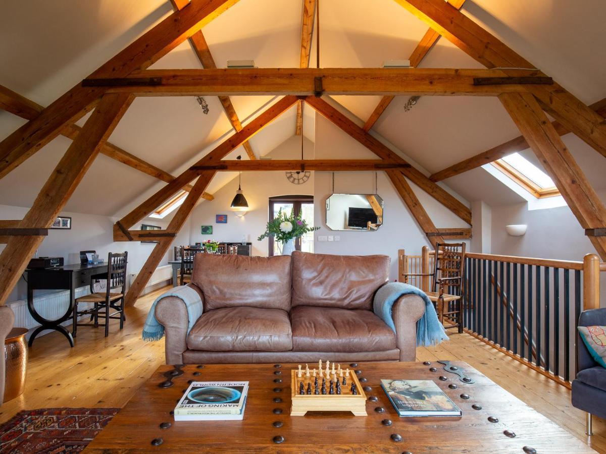 Villa Granary At Rectory Farm Wolford Esterno foto