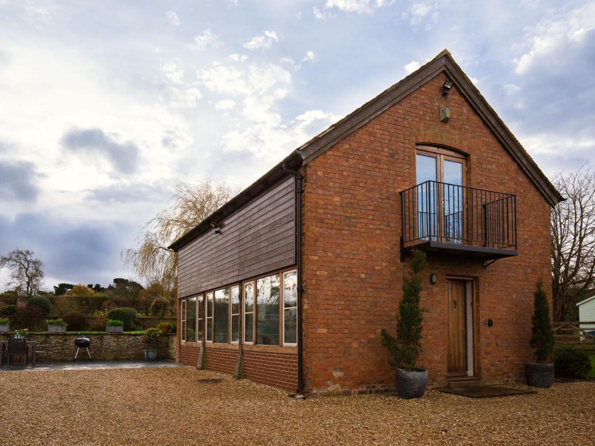 Villa Granary At Rectory Farm Wolford Esterno foto